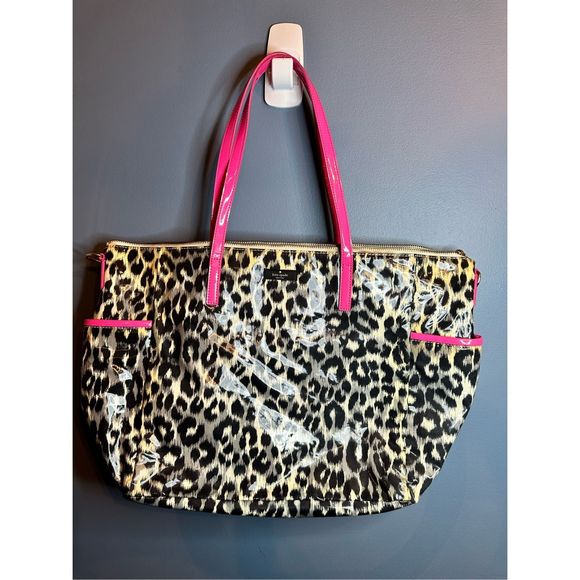kate spade Handbags - Kate Spade New York Daycation Adaira Baby Bag Diaper Bag Animal Print Pink